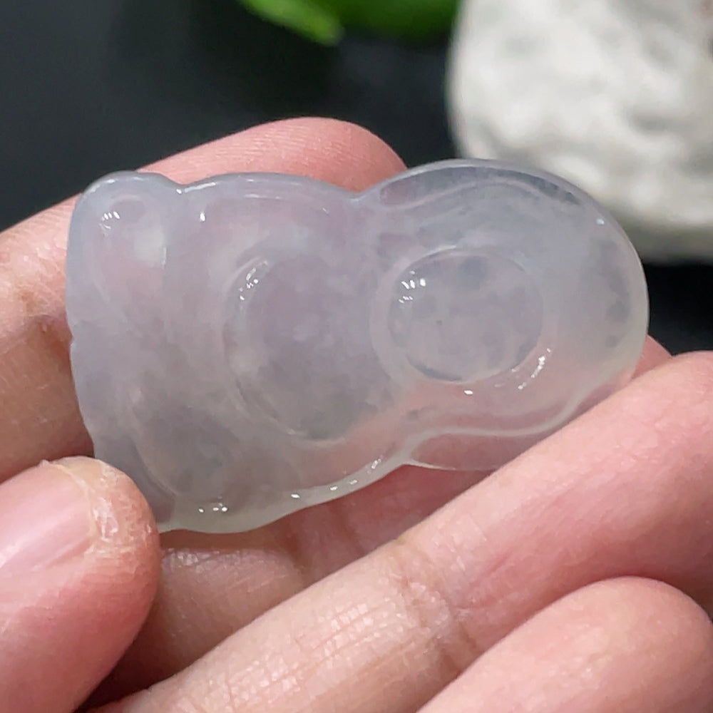 Jadeite Guanyin Pendant, Total Weight Approximately 6.42g