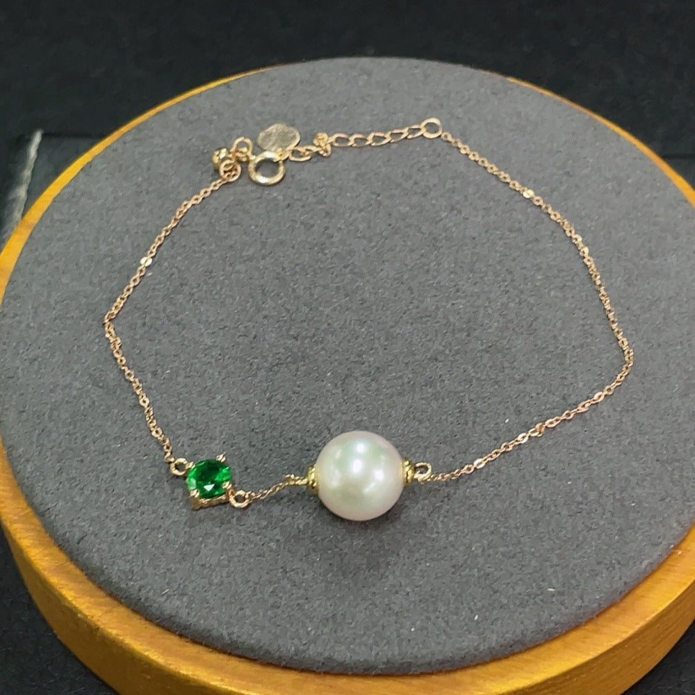 Seawater Pearl Bracelet 18k Gold Non-Natural Accent Stones Considered