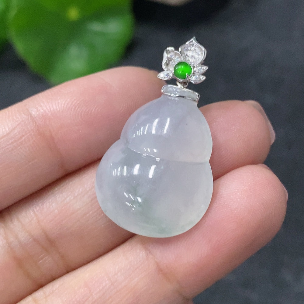 Jadeite Pendant Gourd 18k Non-Diamond Total Weight Approx. 4.88g