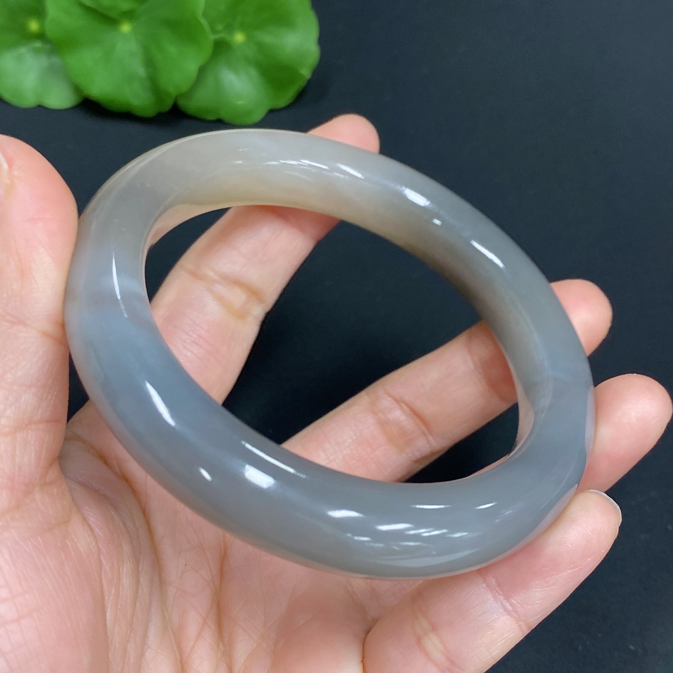 Hetian Jade Round Bangle Size 56.7 Total Weight Approx. 58.3g