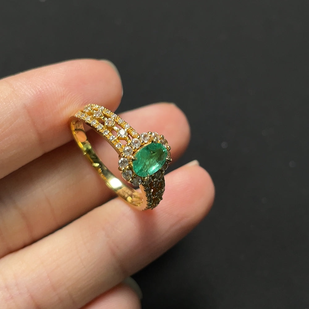 Clarity-Enhanced Emerald Ring in 18K Gold