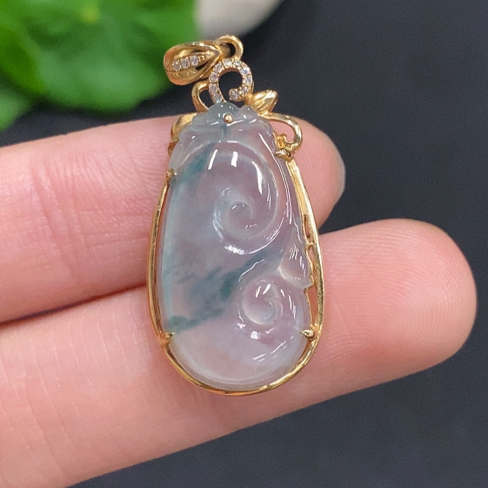 Jadeite Ruyi Pendant 18k Gold Total Weight Approx. 3.4g