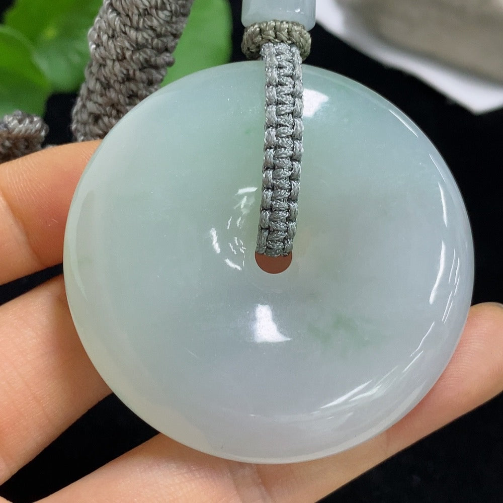 Jadeite Peace Knot Pendant Total Weight Approx. 68.06g (Including Rope Weight)