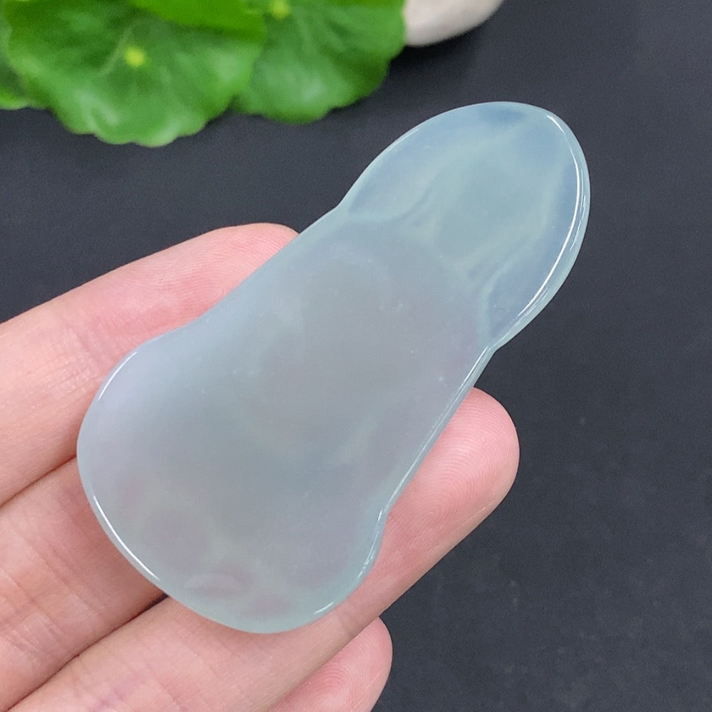 Jadeite Guanyin Pendant Total Weight Approximately 19.5g