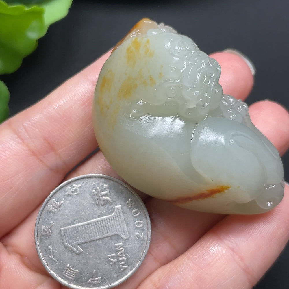 Hetian Jade Pi Xiu pendant necklace from HKHQ, featuring a carved jade Pi Xiu figure with a total weight of 48.33g.