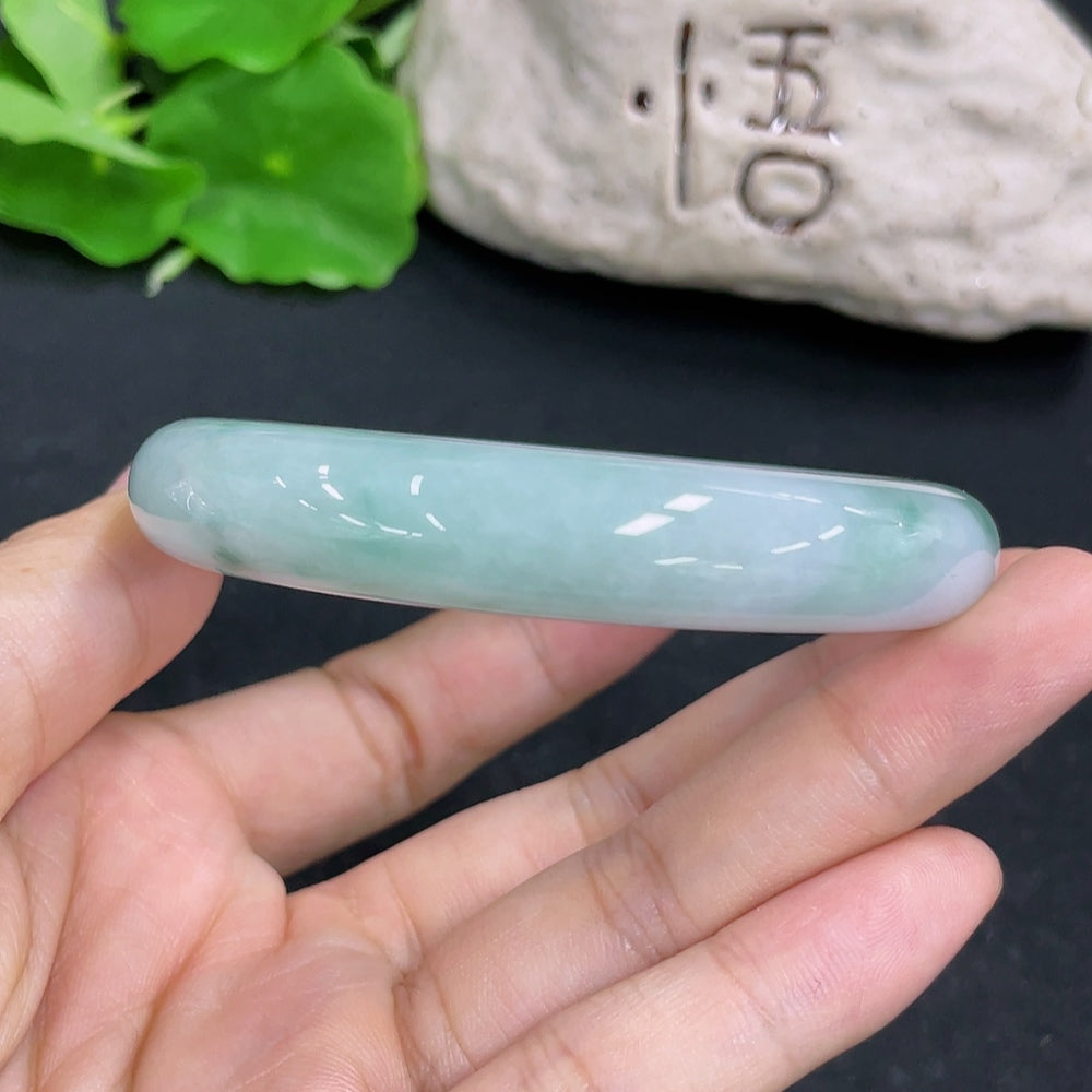 HKHQ jadeite round bracelet, 58.6g, size 56.5 with smooth green jade beads, natural polished finish, elegant jewelry accessory.