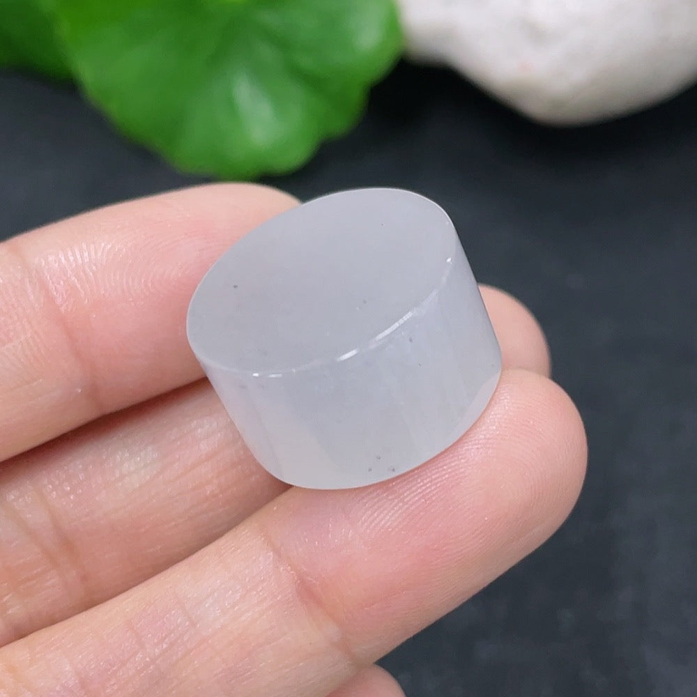 Jadeite beads jewelry piece featuring smooth, green jadeite beads from HKHQ, total weight approximately 9.64 grams.
