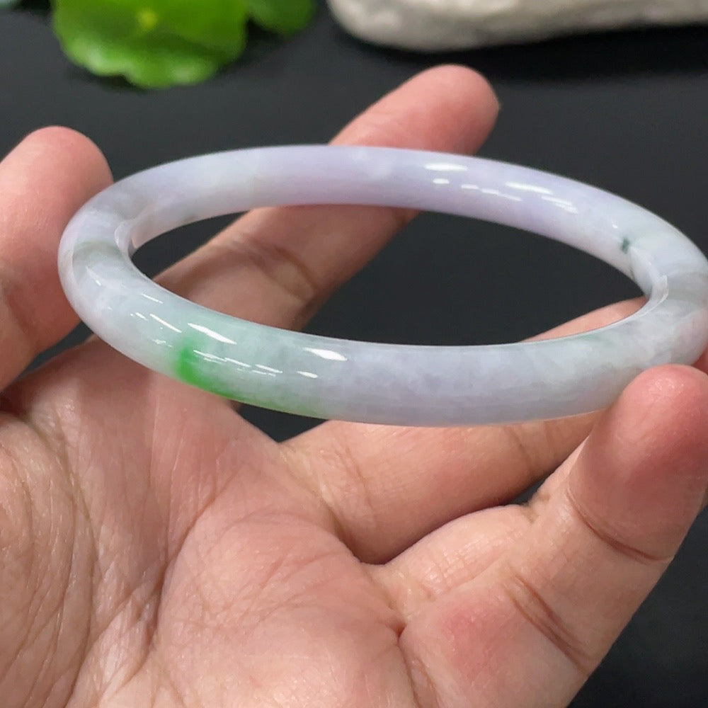 Jadeite Round Bangle Size 58.8 Total Weight Approx. 33.8g
