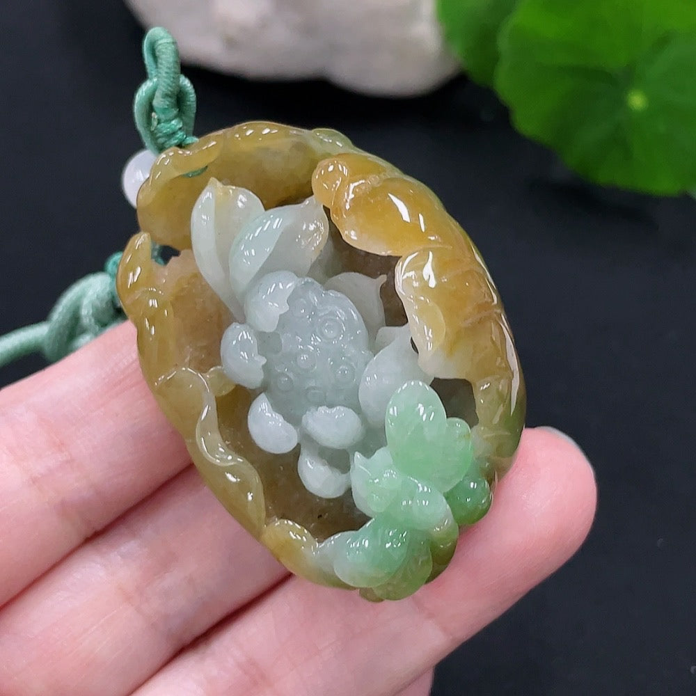 Jadeite Lotus Pendant Total Weight Approx. 45.3g Including Rope Weight Color Origin Undetermined Beads Not Grade A