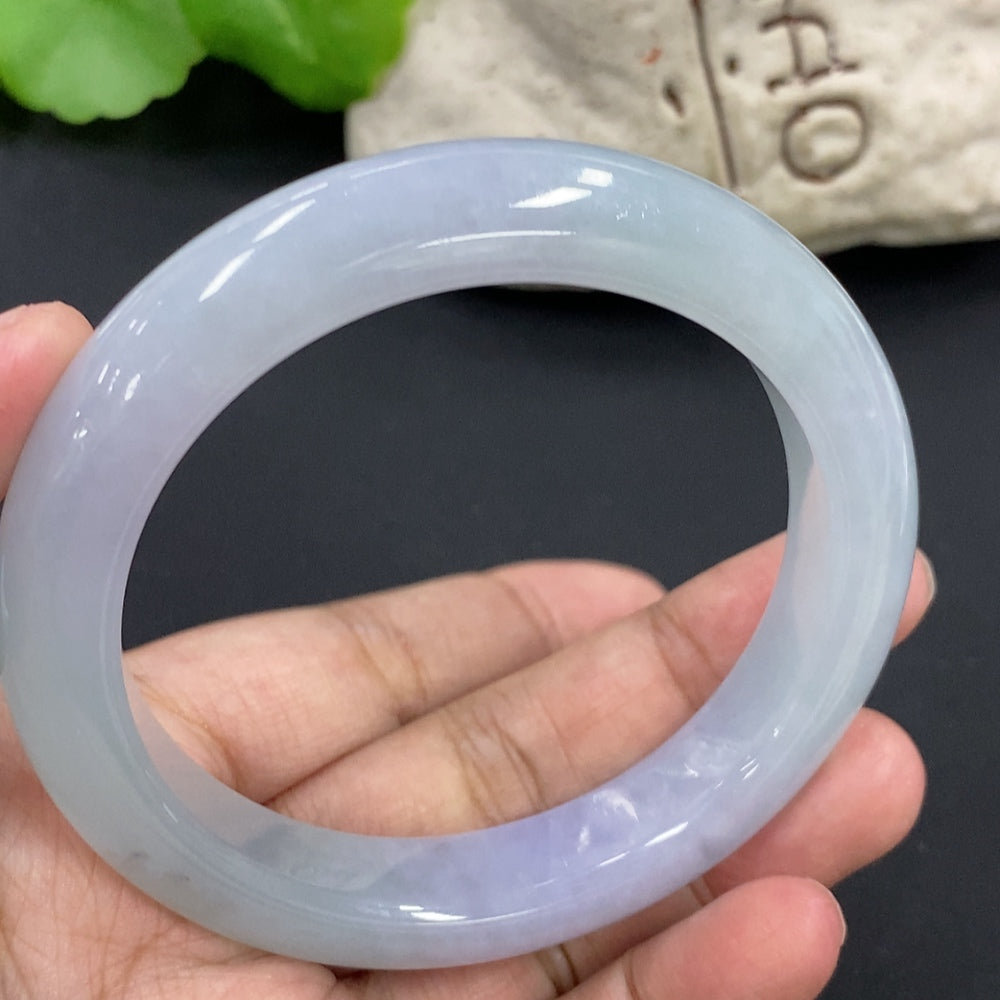 HKHQ jadeite round bangle bracelet, smooth green jade with 67.3g weight and size 58.7, elegant jewelry accessory