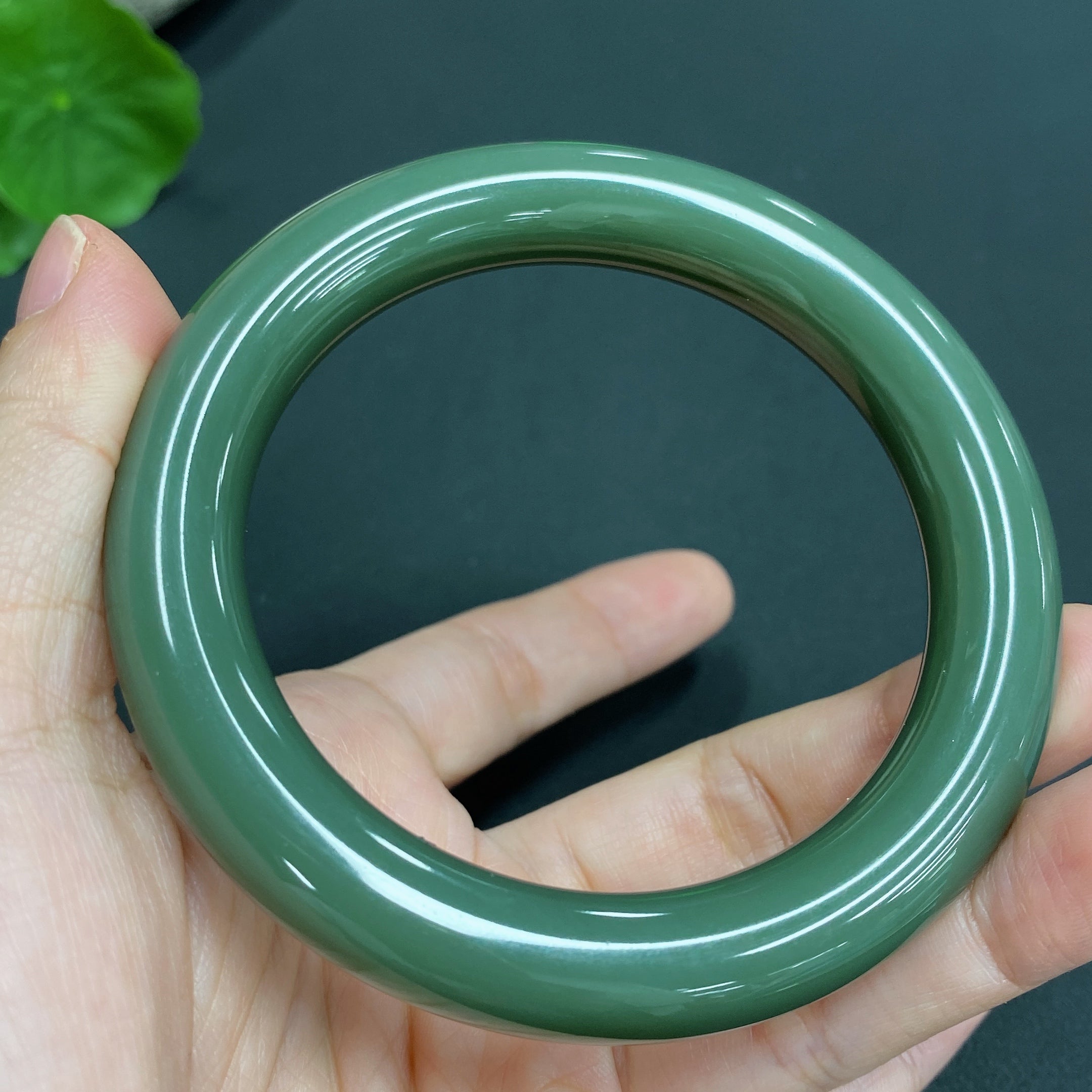 Hetian Jade Round Bangle Size 56.3 Total Weight Approx.56.8g