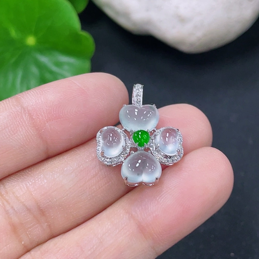 Jadeite Bezel-set Cabochon Pendant with 18K Gold and Diamond Accents