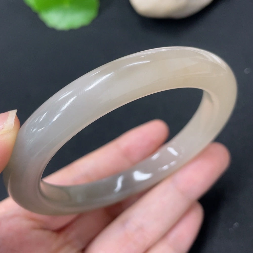 Hetian Jade Round Bracelet Size 59.5 Total Weight Approx. 52.7g