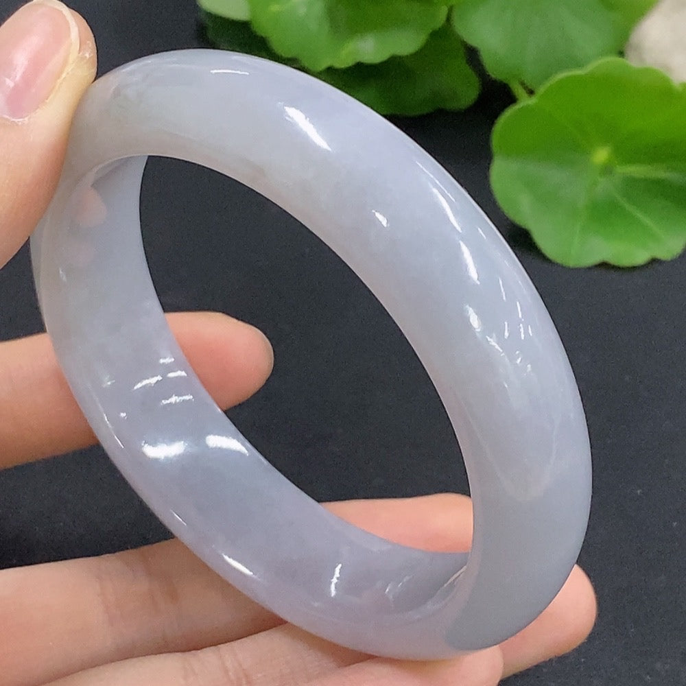 Jadeite Round Bangle