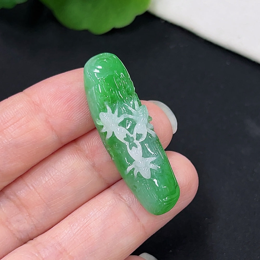 Jadeite Contentment Hanging Pendant Total Weight Approx. 6.68g