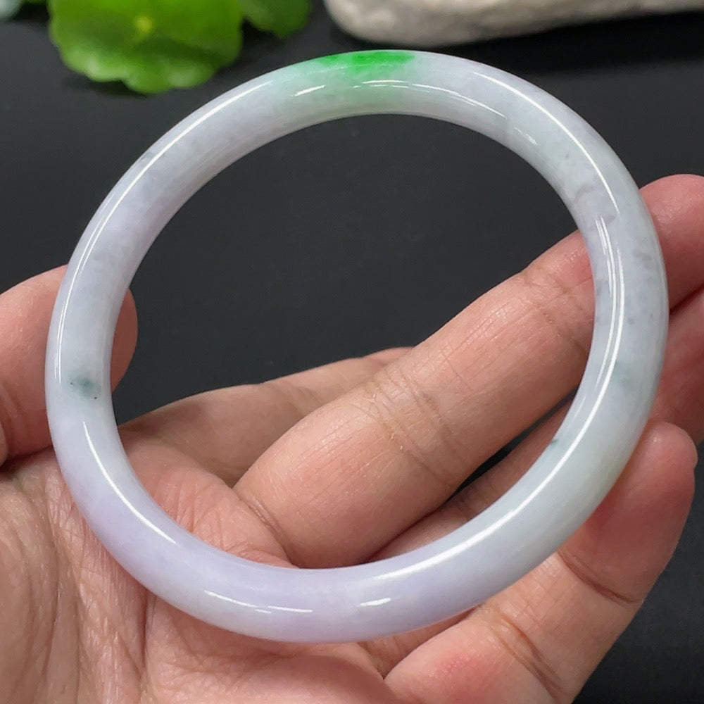 Jadeite Round Bangle Size 58.8 Total Weight Approx. 33.8g