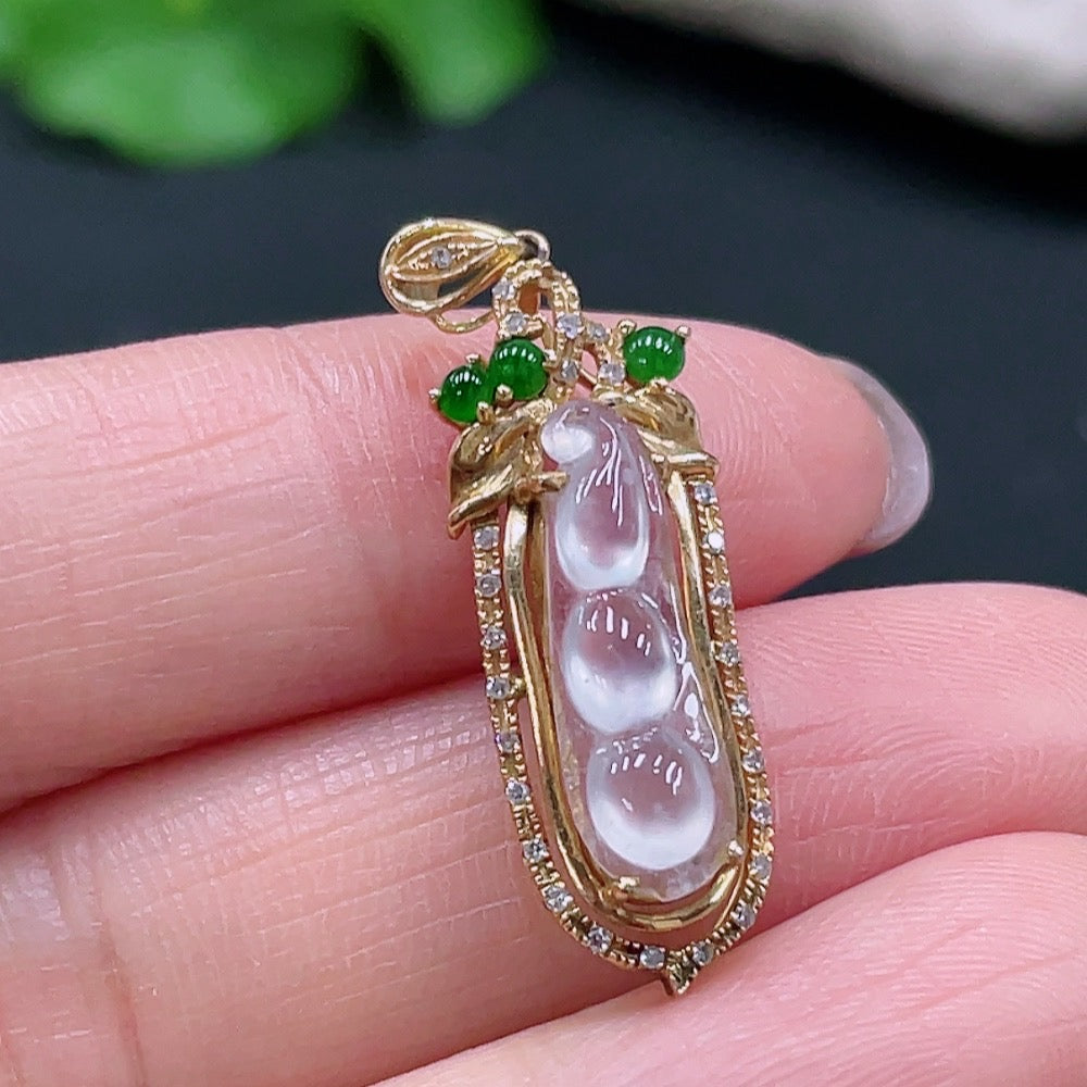 Jadeite Blessing Bean Inlaid Pendant 18K Gold Total Weight Approx. 2.24g