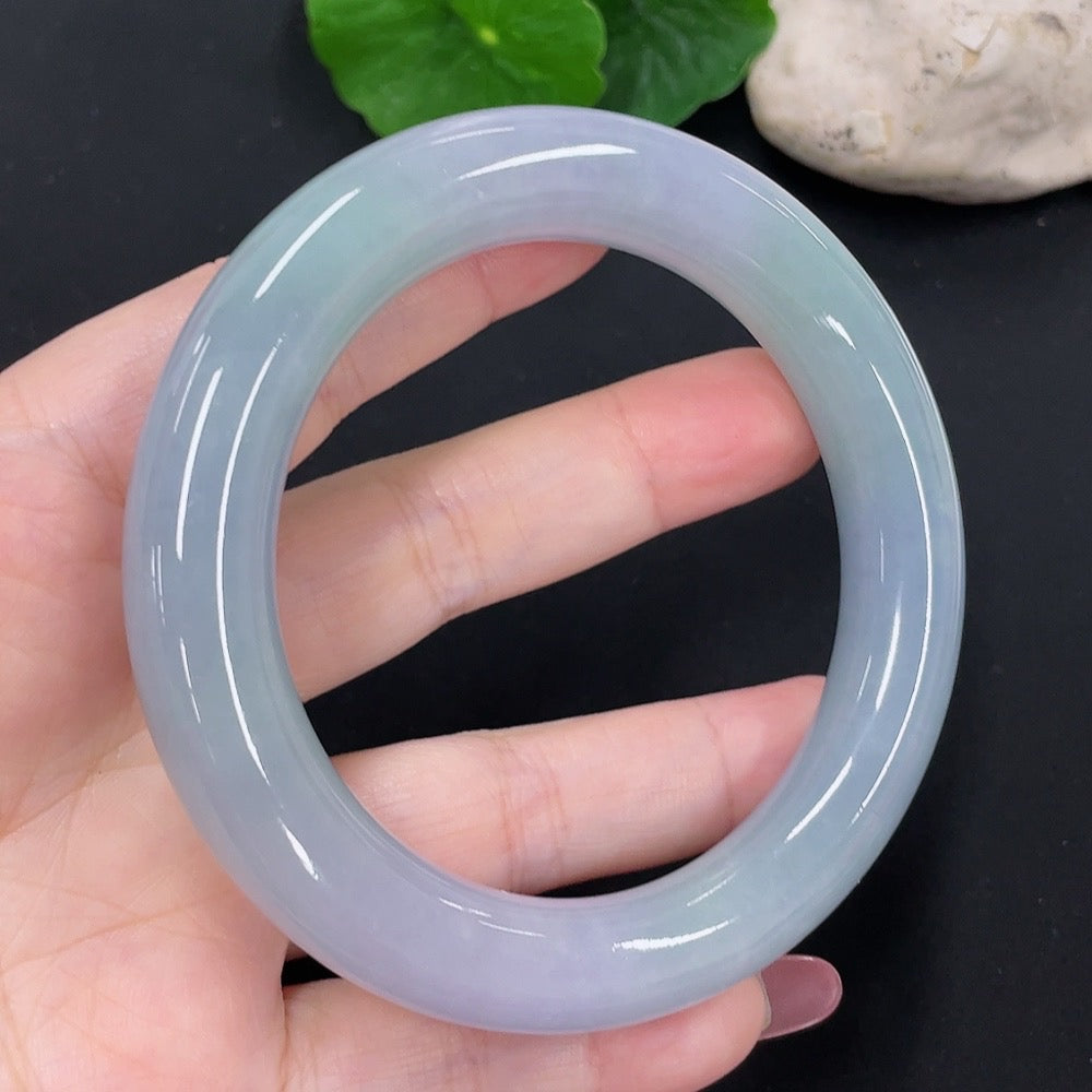 Jadeite Round Bangle Size 59.4 Total Weight Approx. 82g