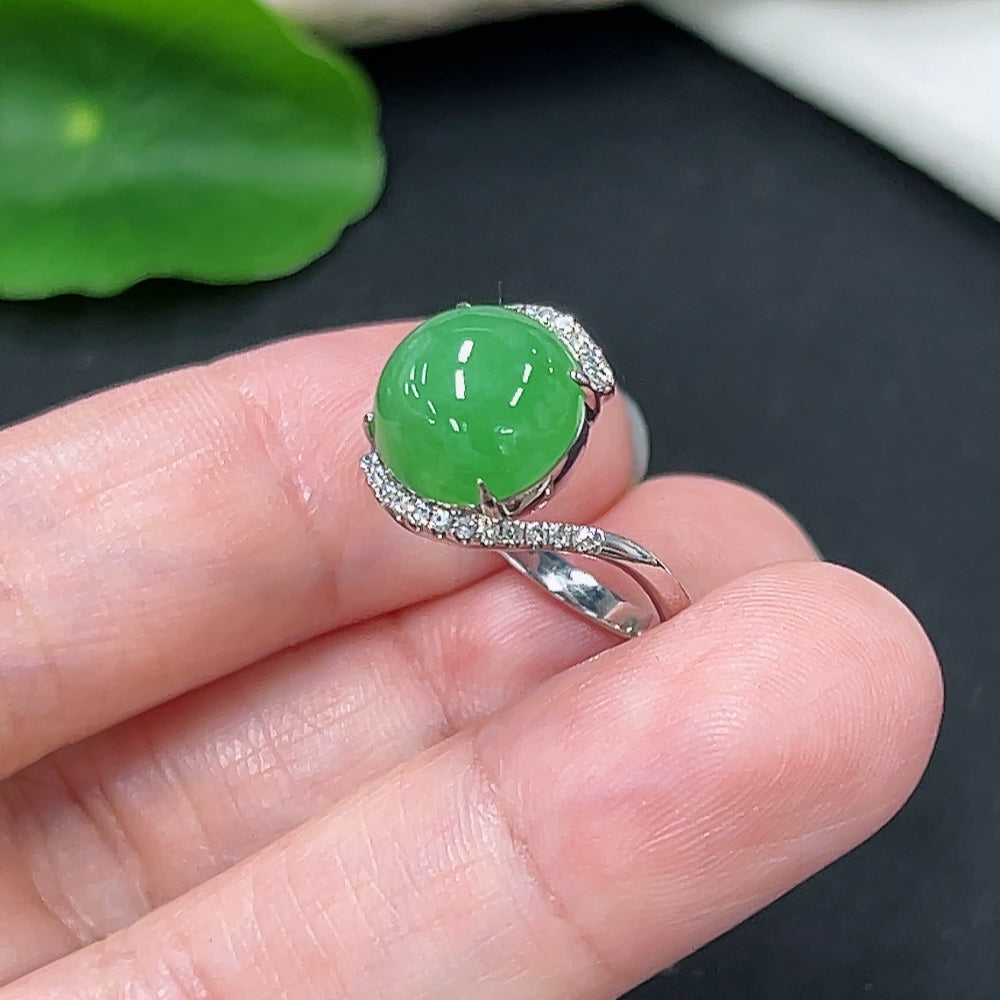 Jadeite Inlaid Ring 18K Gold (With Diamond Accents)