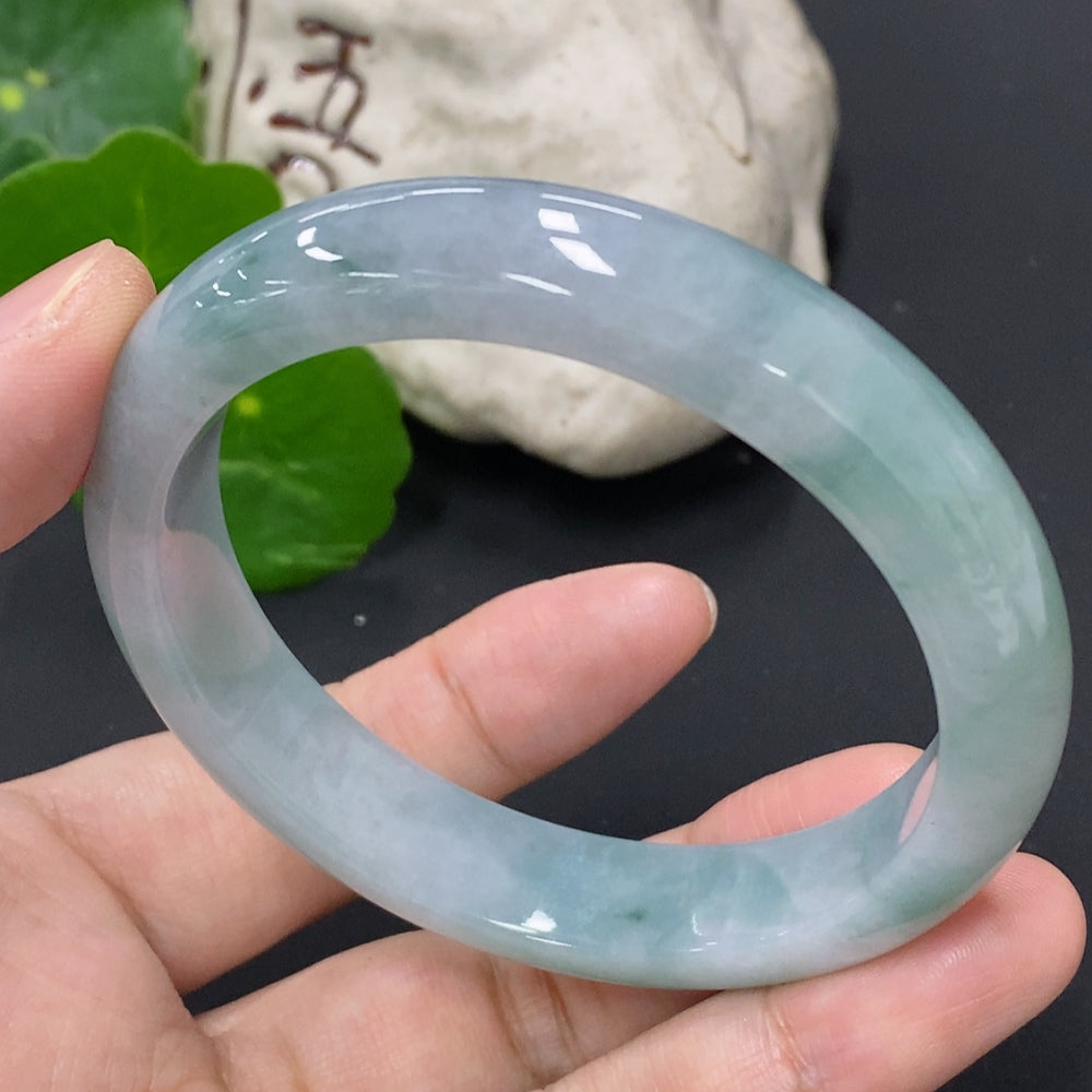 Jadeite Round Bangle