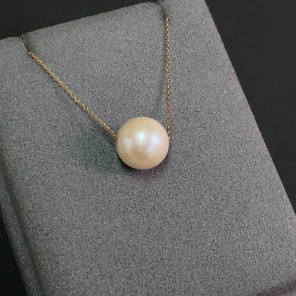 Pearl Inlaid Necklace 18K Gold