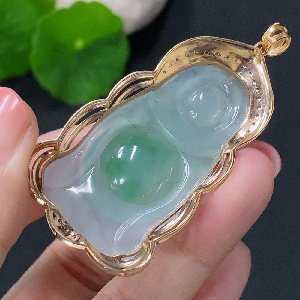 Jadeite Buddha Pendant with 18K Gold Setting, Total Weight Approx. 13.37g, Accented with Diamonds