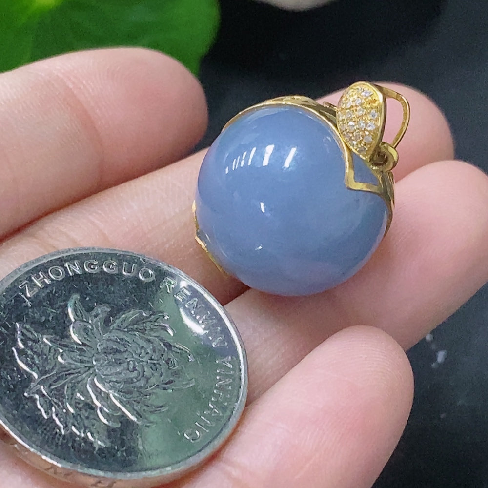 Jadeite Beaded Pendant with 18k Gold and Diamond Accents, Total Weight Approx. 9.12g