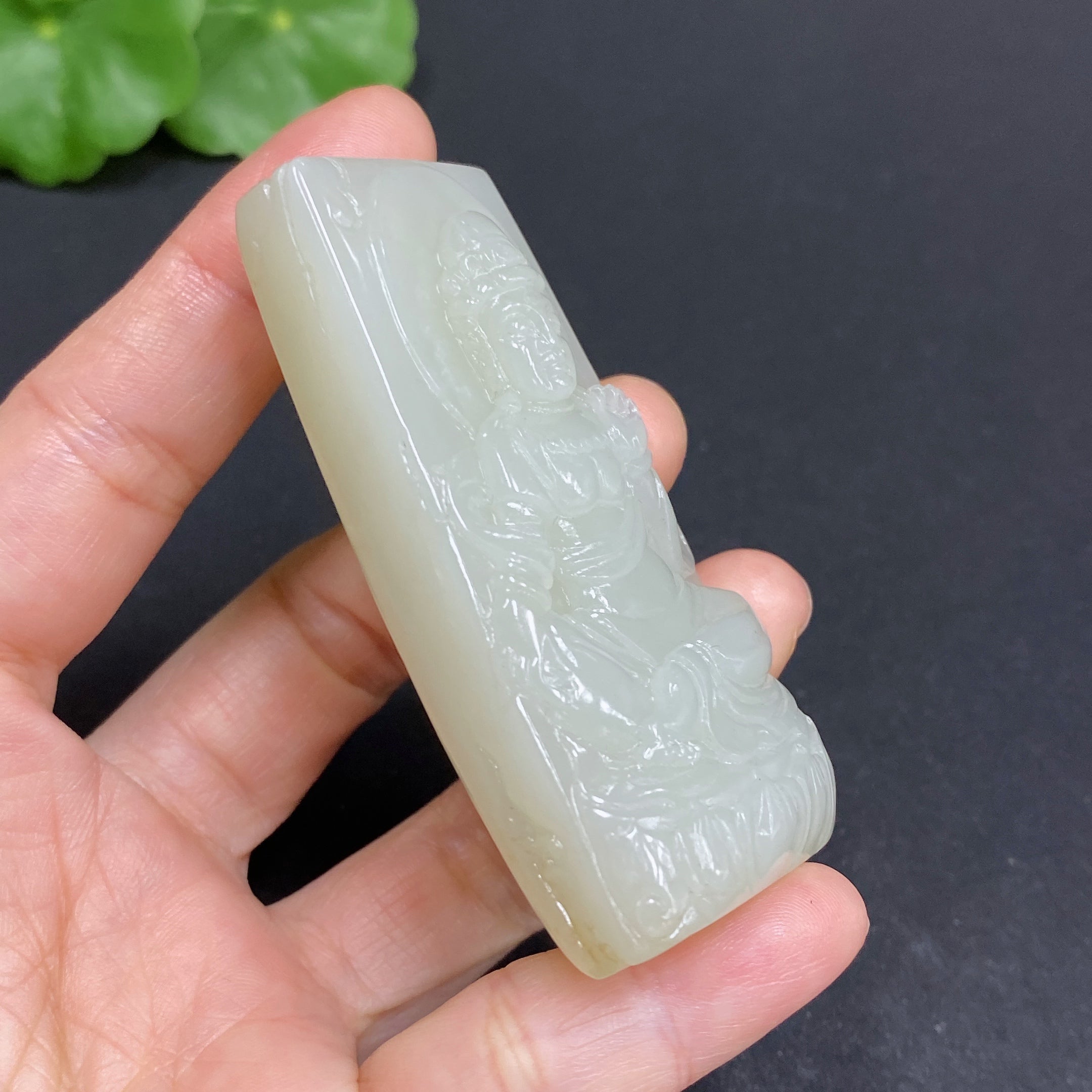 Hetian Jade Pendant Guanyin Total Weight Approx. 67.6g
