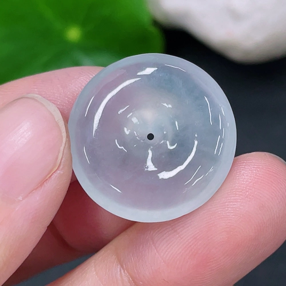Jadeite pendant with peace buckle design, crafted by HKHQ, weighing approximately 4.15g, featuring smooth green jade stone.