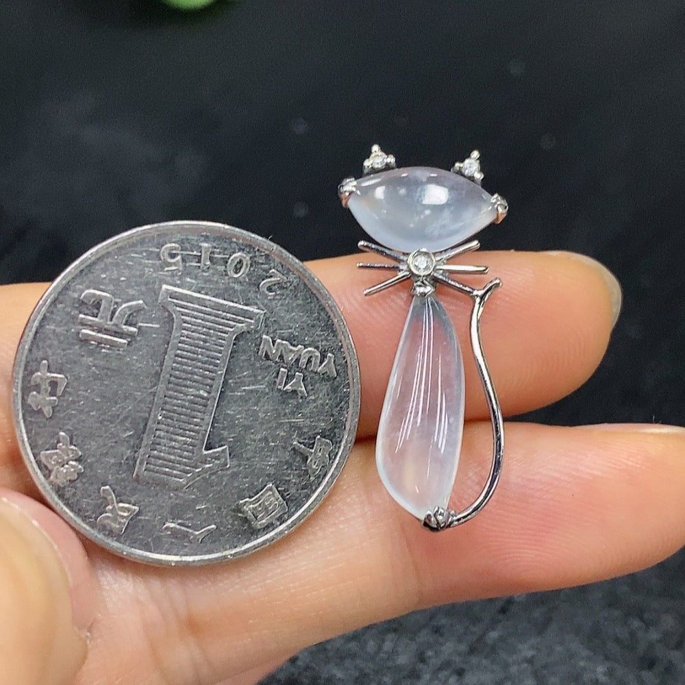Jadeite inlaid pendant (18k gold) total weight approx. 2.4g