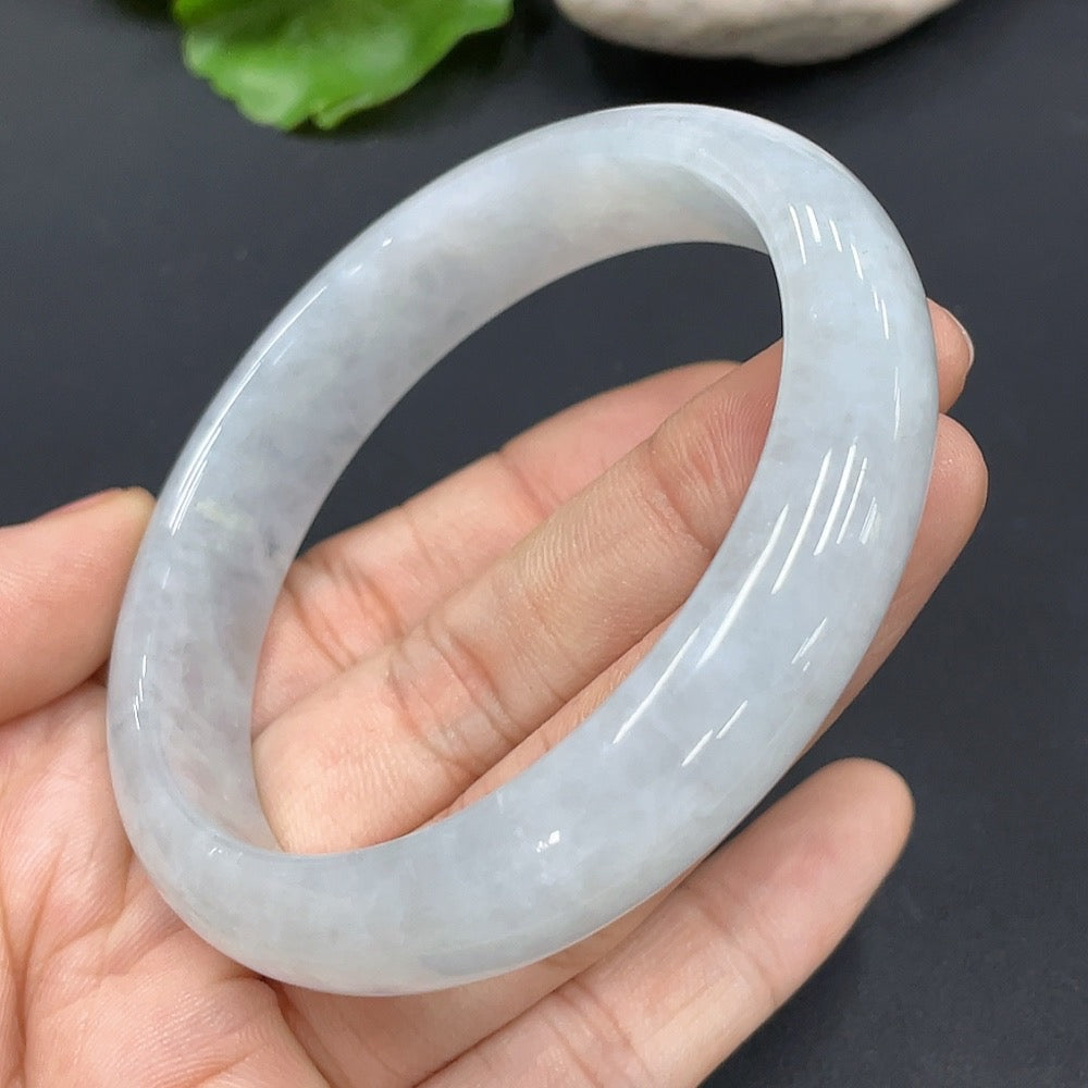 Jadeite Round Bracelet Size 57.7 Total Weight 51.634g