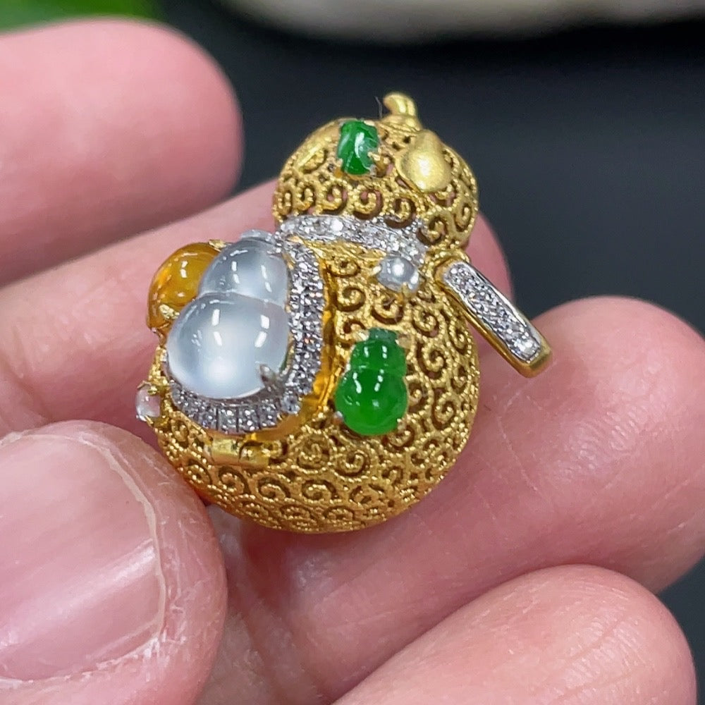 Jadeite Gourd Pendant with 18K Gold and Diamond Accents