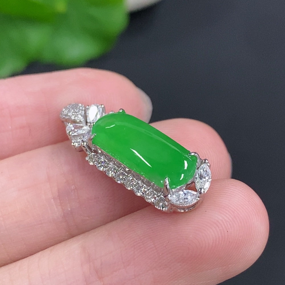 Jadeite Pendant with 18k Gold Mounting, Accented with Diamonds