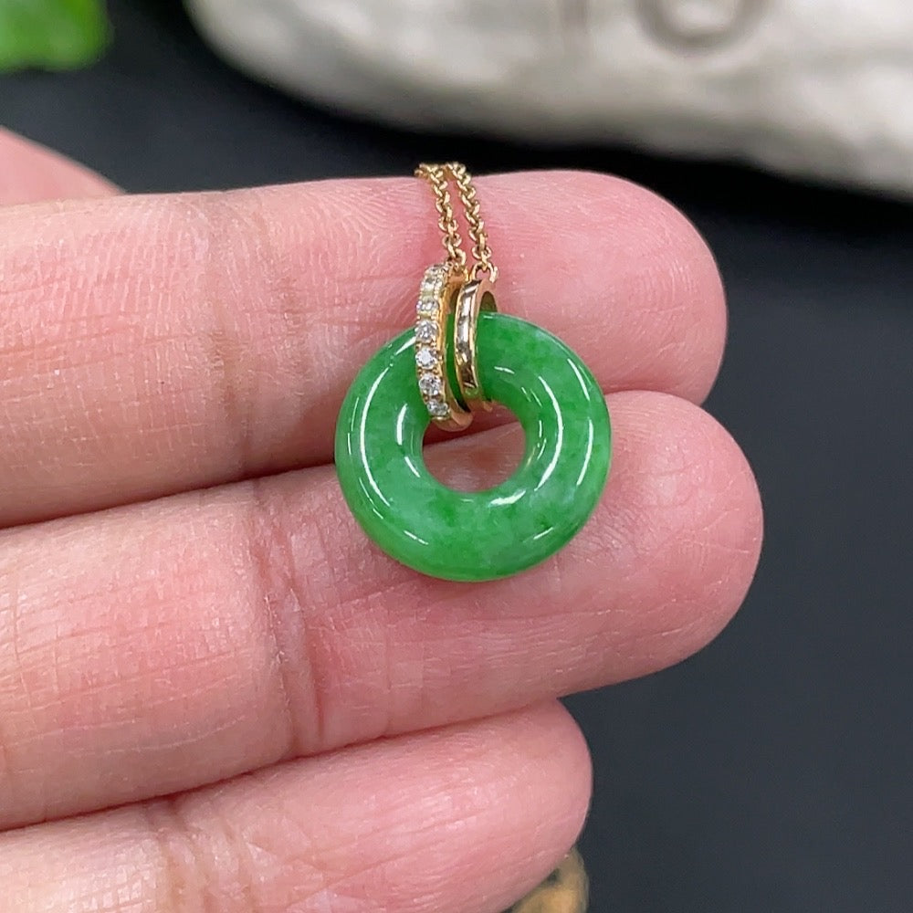 Jadeite Pendant Donut 18k Total Weight Approx. 2.95g Including Chain