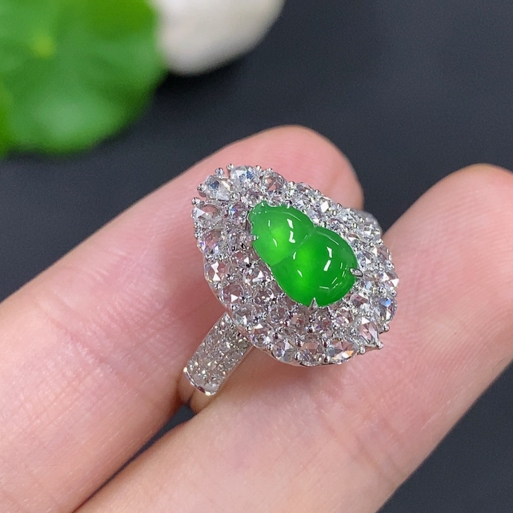 Jadeite Gourd Inlaid Ring 18k GoldWith Diamond Accents
