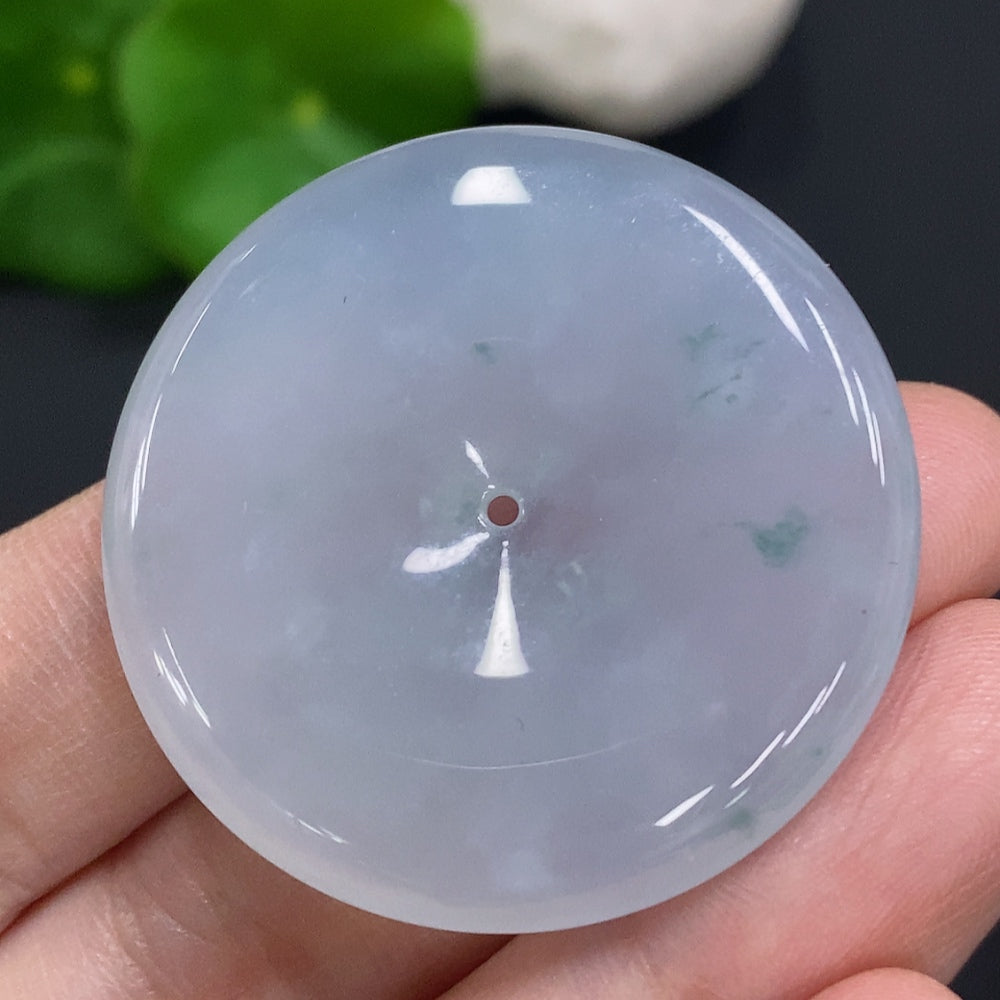 JadeitePeace Pendant, total weight approximately 17.6 grams