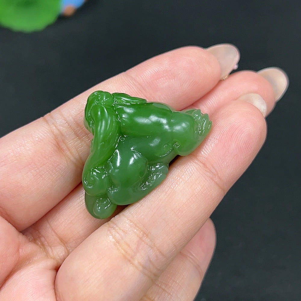 Hetian Jade Jasper Pendant Auspicious Beast Total Weight Approx. 18.9g