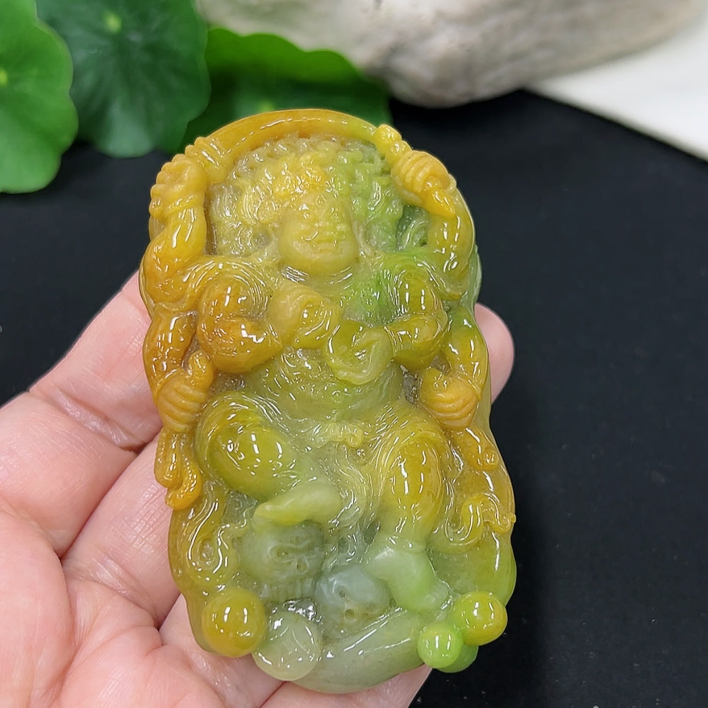 Jadeite pendant (color origin undetermined)