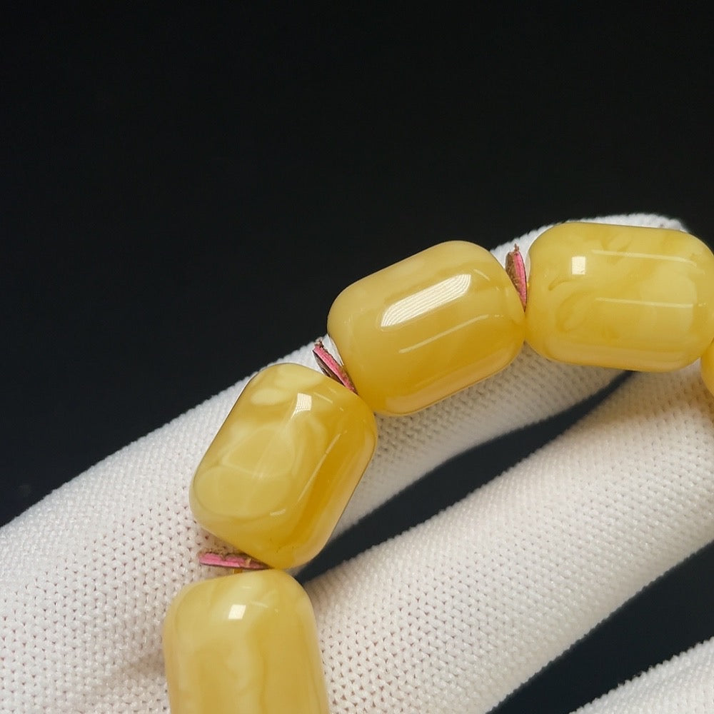 Amber Beeswax Bracelet, Total Weight Approx. 24.1g, Size About 13.5mm