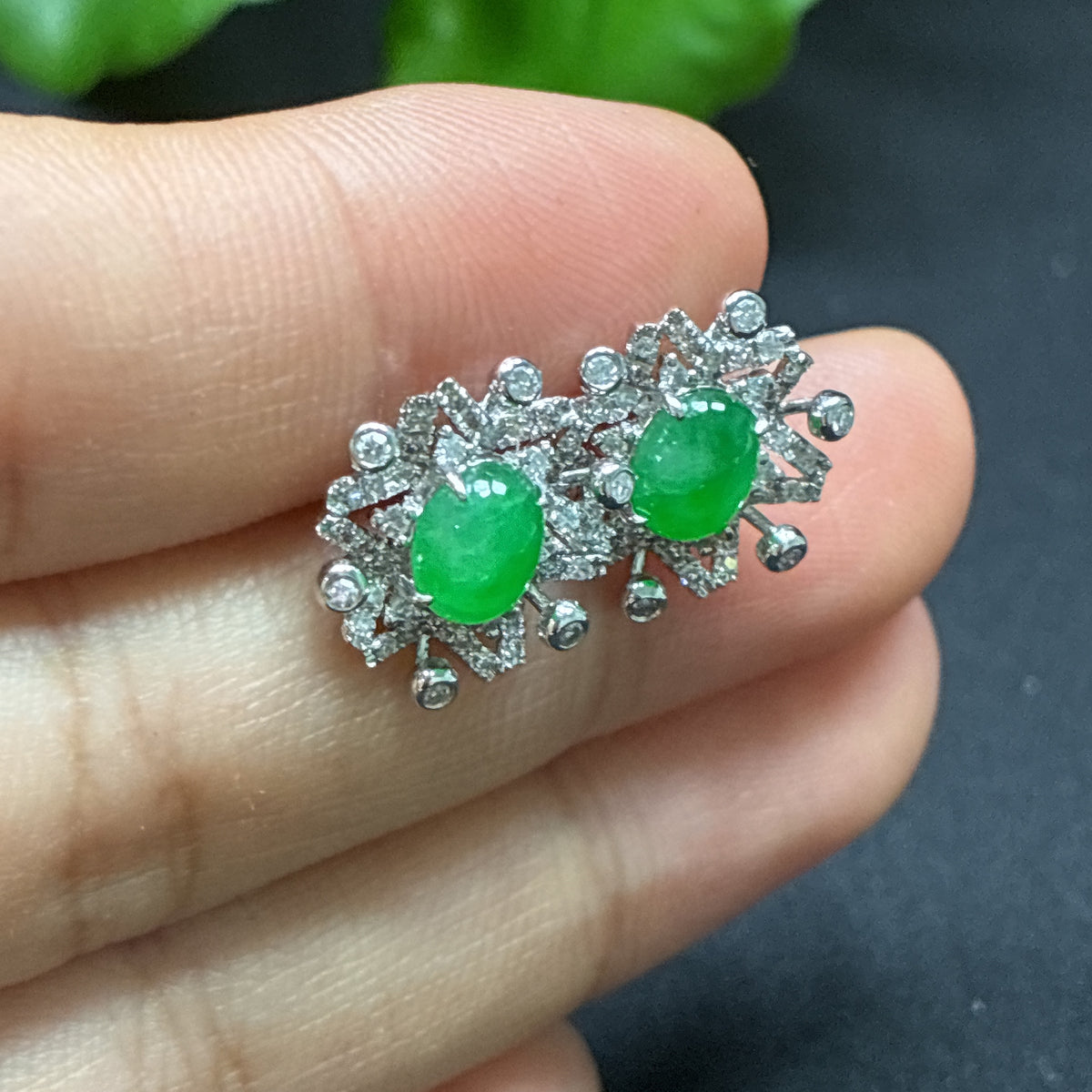 Jadeite Inlaid Earrings 18K