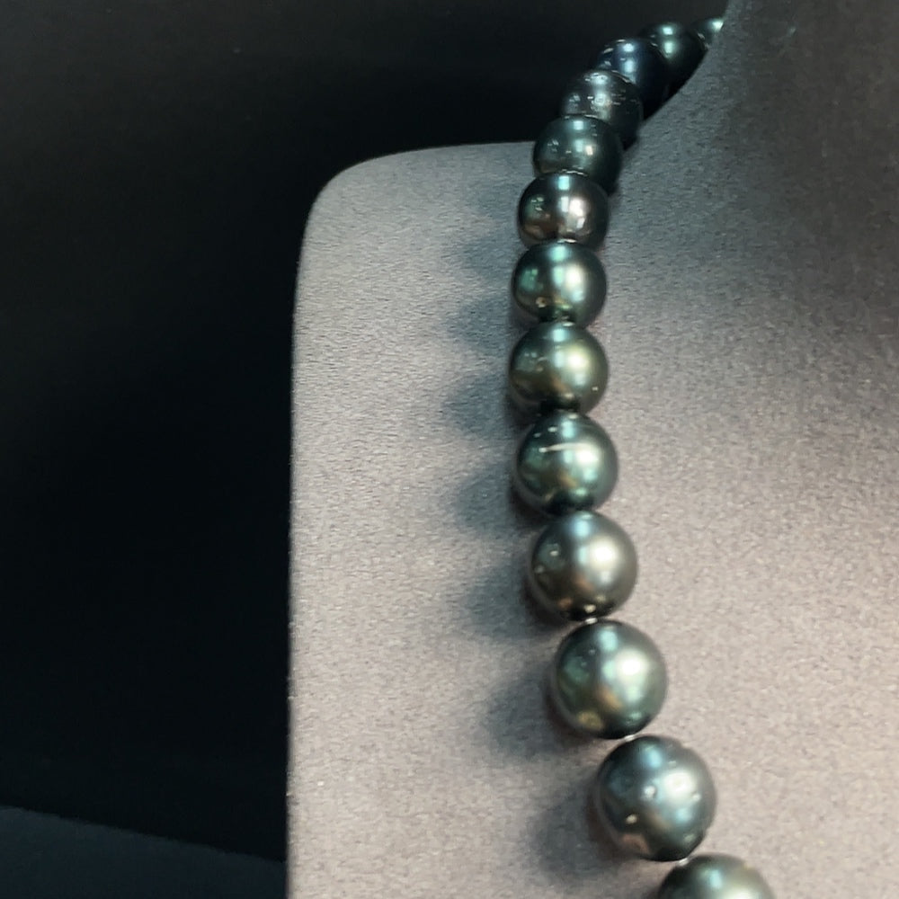 Seawater Pearl Necklace Non-Gold Total Weight Approx. 83.1g Size About 10.9-13.3mm