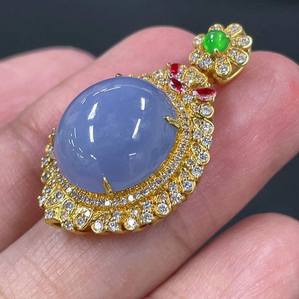 Jadeite Cabochon Pendant with 18K Gold Setting, Non-Diamond Accents (Medium 3 Pieces)
