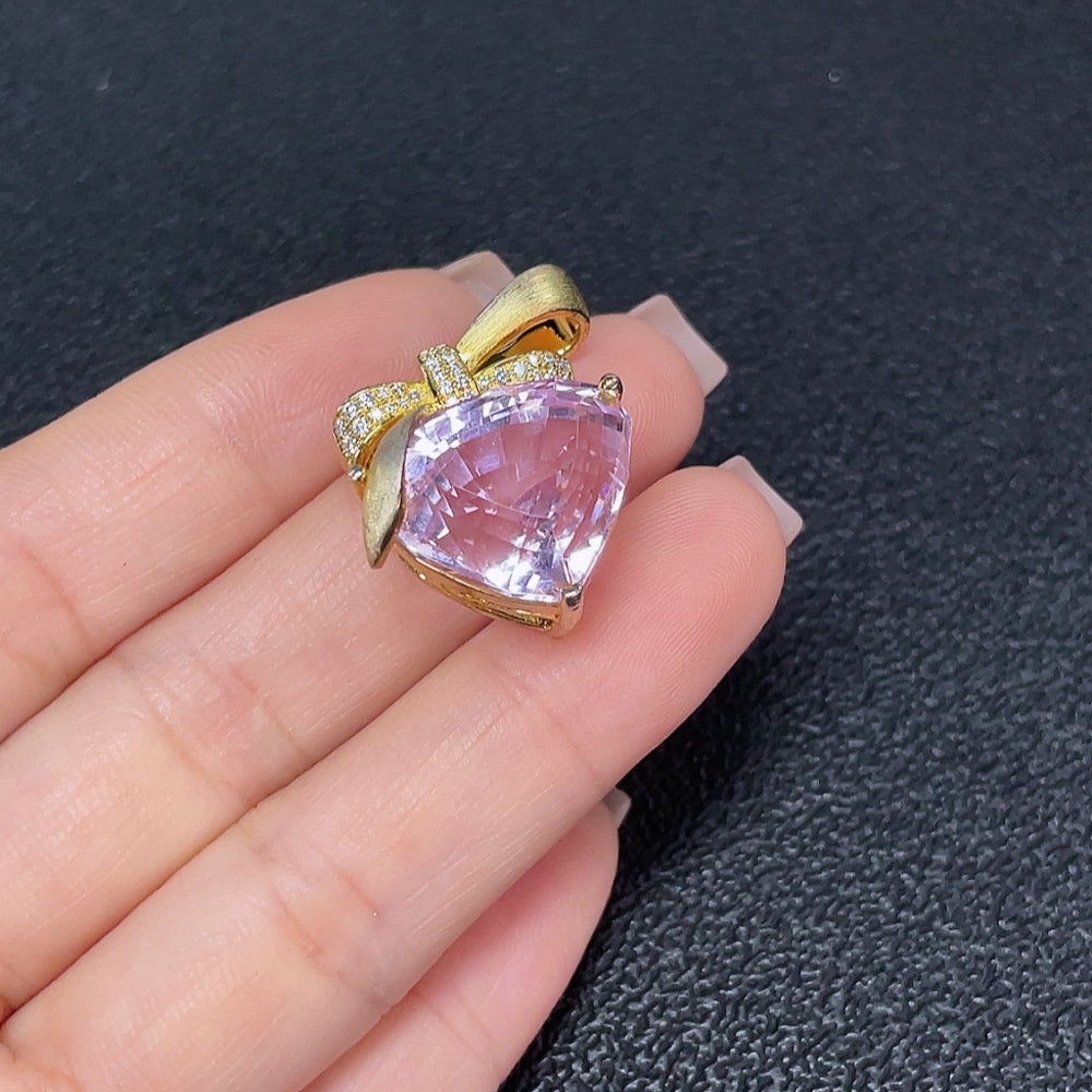 Spodumene Pendant Non-Gold Total Weight Approx. 9.06g