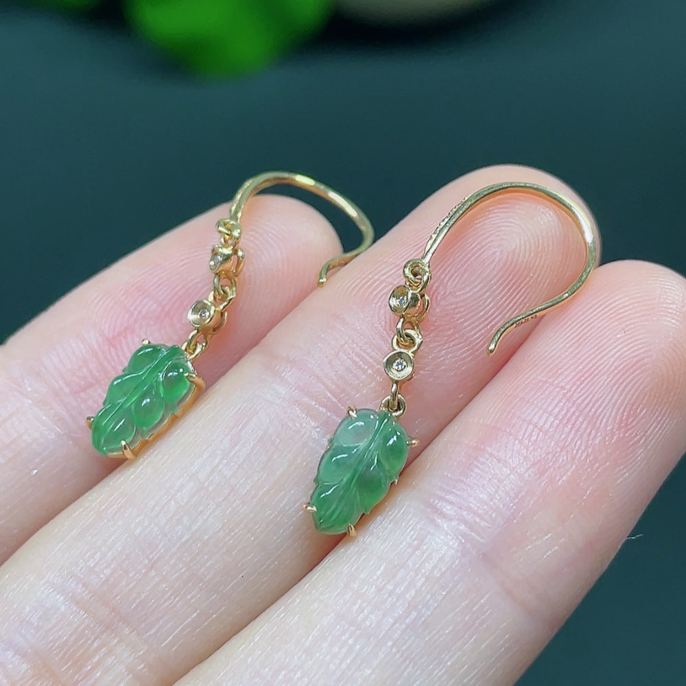 Jadeite Leaf Inlaid Earrings 18k