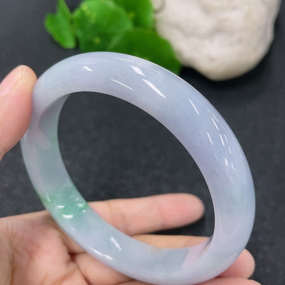 Jadeite Round Bangle
