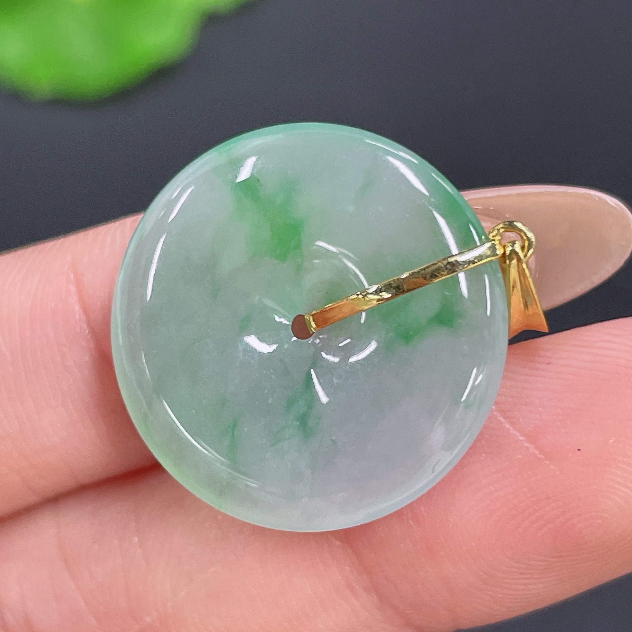 Jadeite Pendant Safety Buckle 18k Bail Total Weight Approx. 4.04g