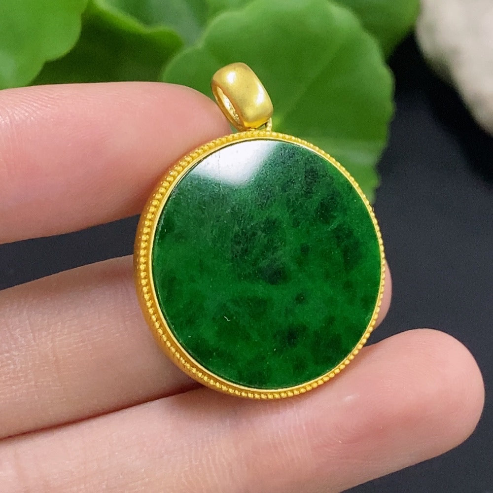 Jadeite Plain Pendant with 18k Mounting Containing Other Mineral Components (Full Thickness Card)
