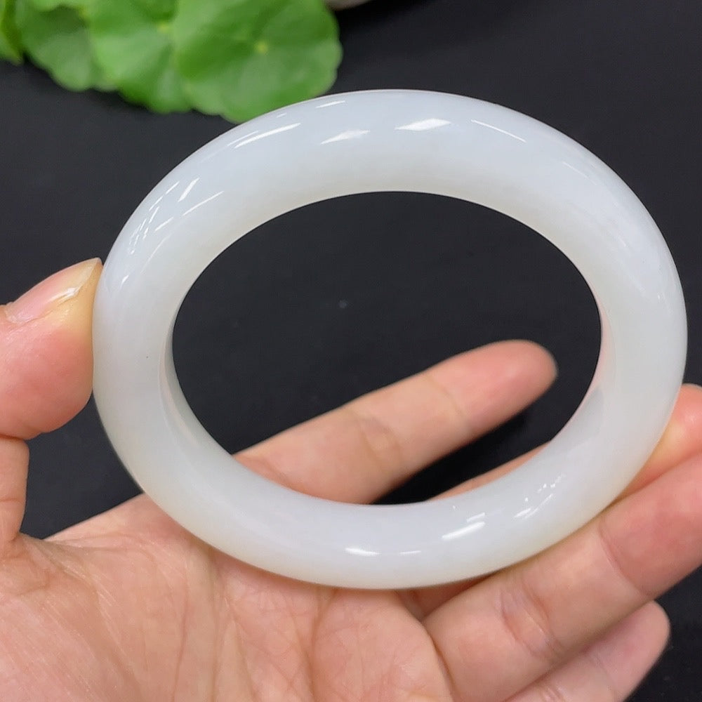 Hetian Jade Round Bracelet Size 56.5 Total Weight Approx. 63.7g