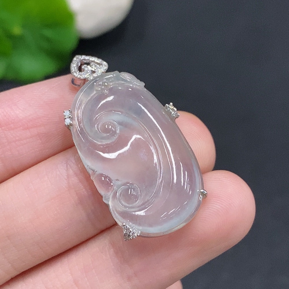 Jadeite Ruyi Pendant 18k Gold Total Weight Approx. 5.8g with Diamond Accents