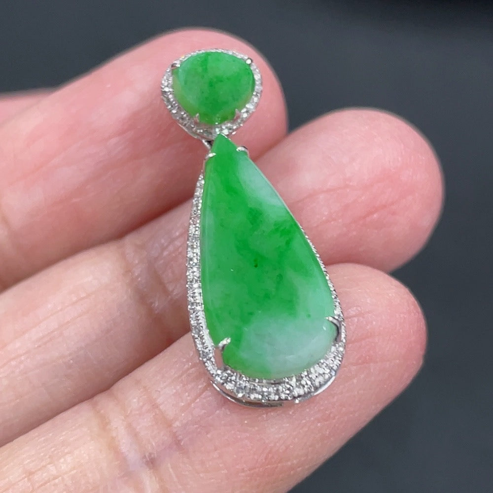 Jadeite Pendant with 18k Gold and Diamond Accents, Total Weight Approximately 1.57g